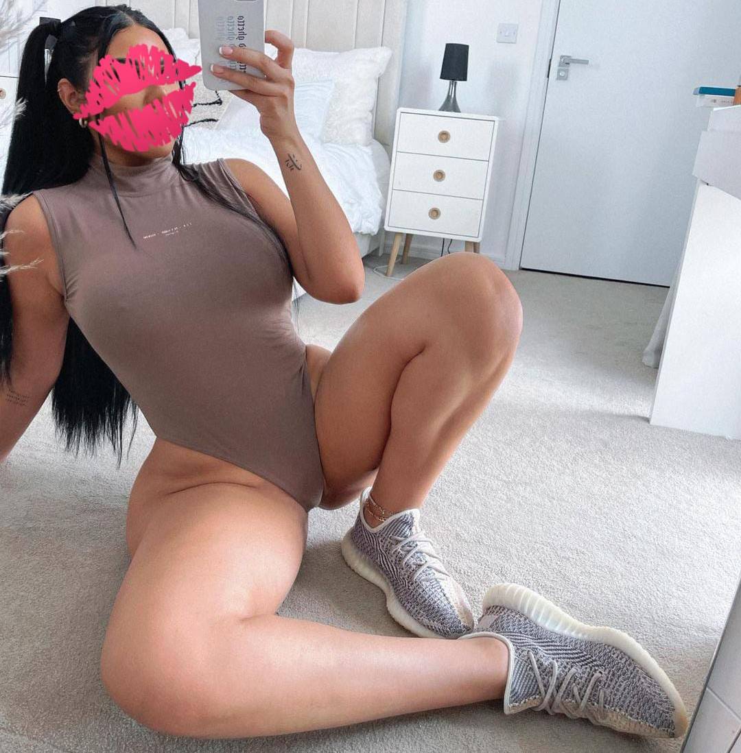 Halkalı Escort Bayan Pelinle Heyecan Dolu Anlar Yaşa